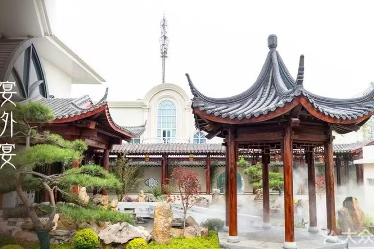 Beijing：Yanwaiyan Admission Ticket VIP‑Seat Lunch