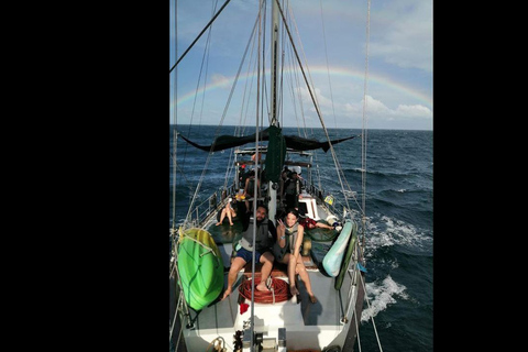 Santa Marta: Día de navegación en el Mar Caribe