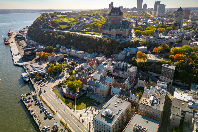 Quebec City: Old Quebec Exclusive Walking Tour with Guide