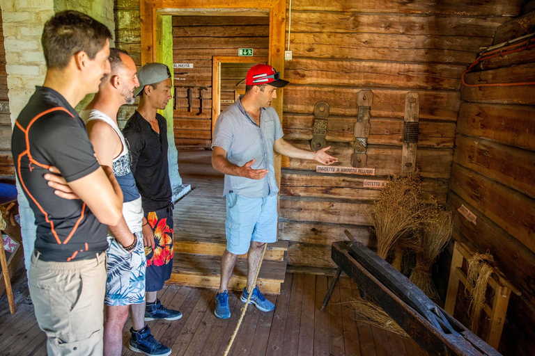 روفانيمي: رحلة ثقافية بالقارب