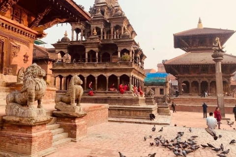 Zwiedzanie trzech placów Durbar Square (Katmandu, Bhaktapur, Patan)