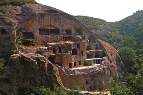 Privater Transfer zur Guyaju Ancient Cave (mit Optionen)