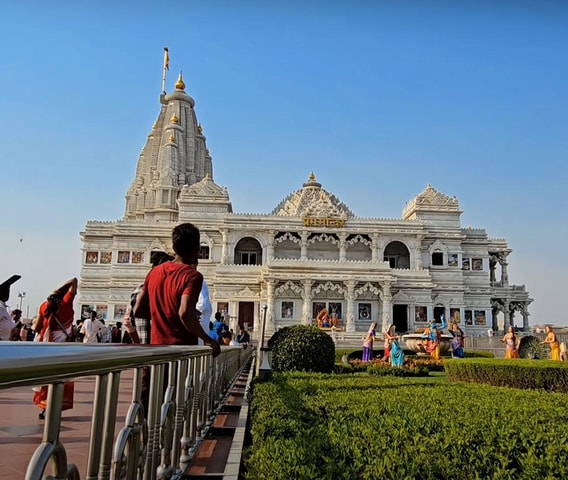 Meet with Krishna Mathura Vrindavan Day Trip From Agra/Delhi