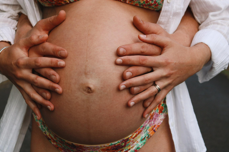 Coolangatta: Beach Photoshoot with Edited Photos Coolangatta: Beach Photoshoot with Edited Photos 30 min