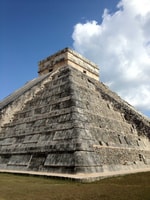 Day Tour to Chichén Itzá Cenotes Ik Kil & Suytun Valladolid - Housity