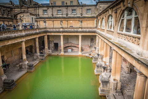 Stonehenge &amp; Bath: Full-Day Coach Tour from London