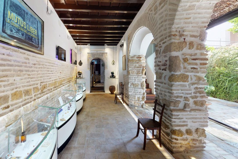Córdoba: Combo ticket to Casa Andalusí and Casa de la Alquimia.