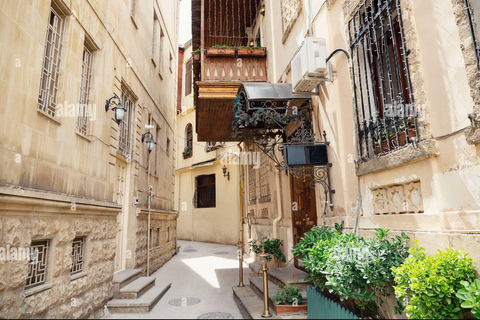 Baku: Old City, Boulevard, and Highland Park Tour