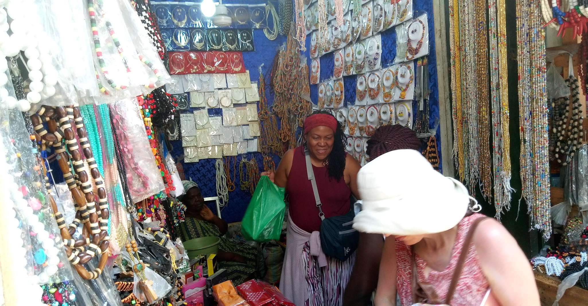 Visite à pied du marché de Makola - Hizvo