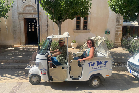 Crete: Private Tuk Tuk Tour of 7 Villages with Tastings