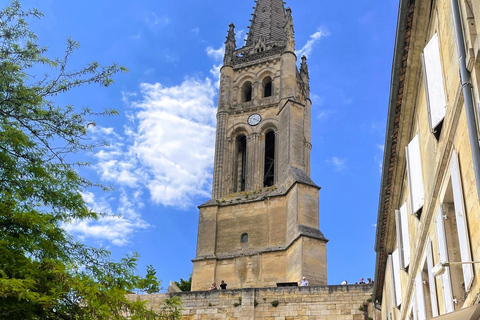 Saint-Emilion : Visite de la région viticole avec dégustation de vins et apéritifs