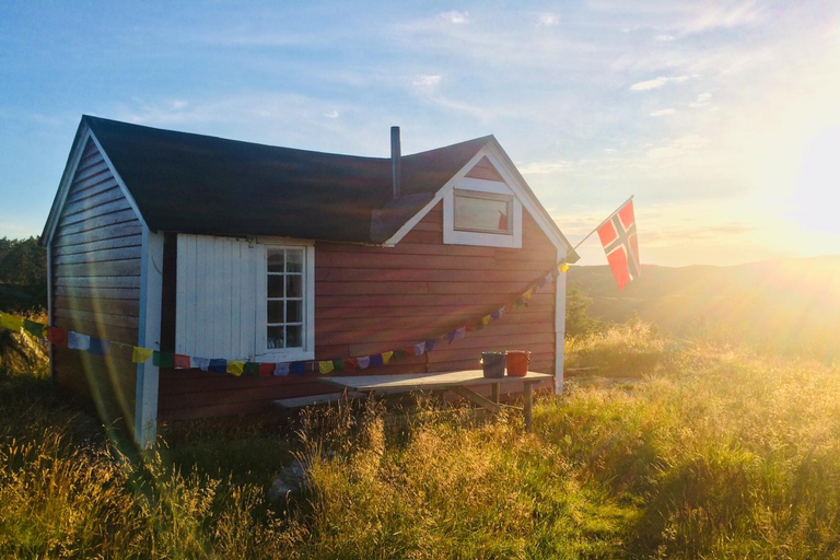 Mountain Hike to Traditional Cabin