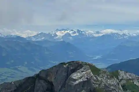 Lucerna: excursión privada de un día con guía a Rigi y Pilatus