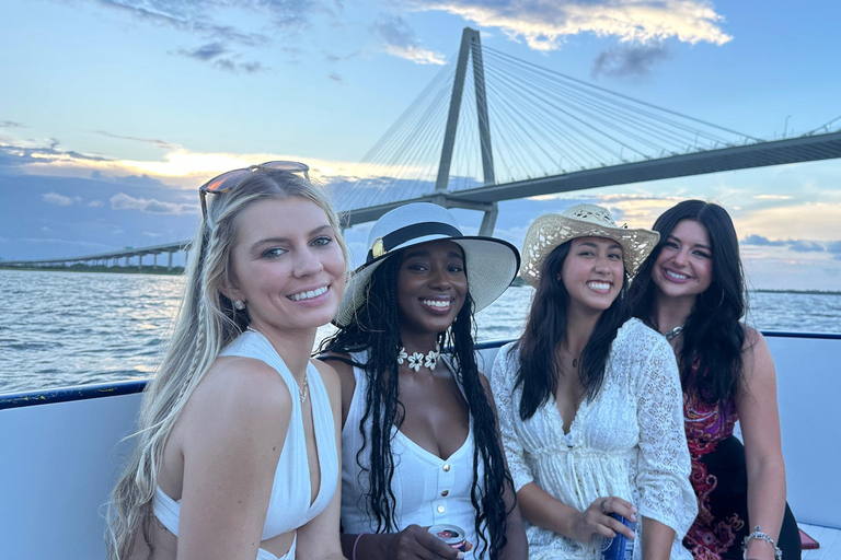 Charleston: Charter av partybåt med 20 passagerare