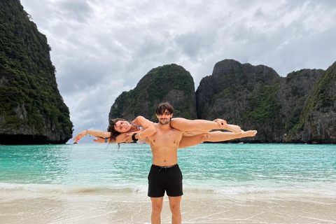 Phuket: Phi Phi & Maya Bay Day Trip + Park Fee & Lunch