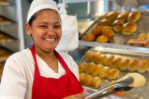 Colombian Street Food - 13 tastings included