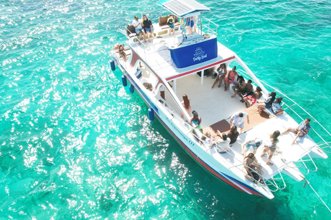 Punta Cana: Hip-Hop & Afrobeats Party Boat with Open Bar