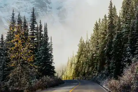 Private: Famous MOVIES + MOUNTAINS Photo Safari Drive - 4hrs
