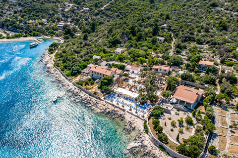 Split: Excursão de meio dia à Lagoa Azul, naufrágio e passeio de barco em TrogirSplit: Passeio de Barco de Meio Dia à Lagoa Azul, Naufrágio e Trogir