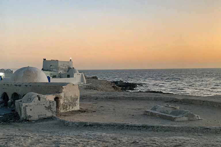 Djerba: Djerba Hood, Star Wars Ajim, Sunset at Sidi Jmour & Dinner