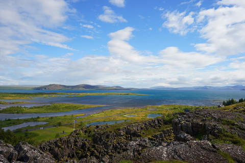 From Reykjavík: Golden Circle, Tomato farm & Laugarás Lagoon