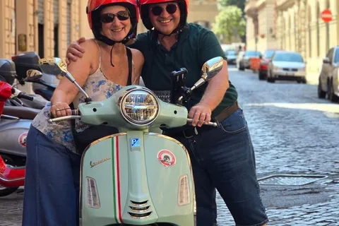 Roma: Vespa 125cc Aluguer diário