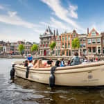 Haarlem: Crociera guidata sul canale Highlights in barca aperta