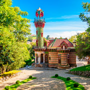 Capricho Gaudí with entrance fee, Santillana del Mar and Secuoyas Forest