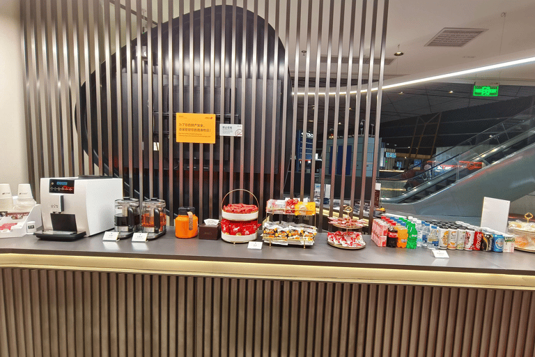 Beijing: Daxing International Airport CHUM Lounge Access Main Terminal Domestic Departure: CHUM VIP Lounge