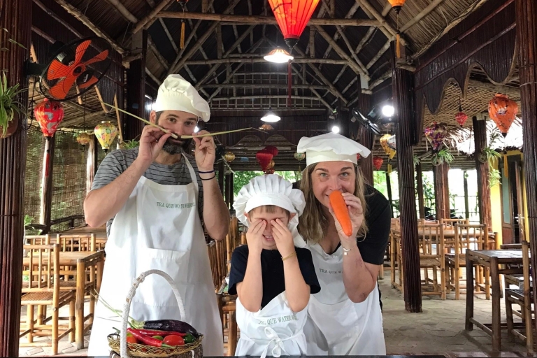 Hoi An : Cours de cuisine authentique dans un village d'herbes biologiquesHoi An : Cuisine authentique au village de légumes anciens
