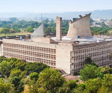 Best of the Chandigarh (Guided Full Day City Tour)