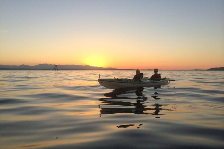 Seattle: West Seattle Sunset Sea Kayak Tour