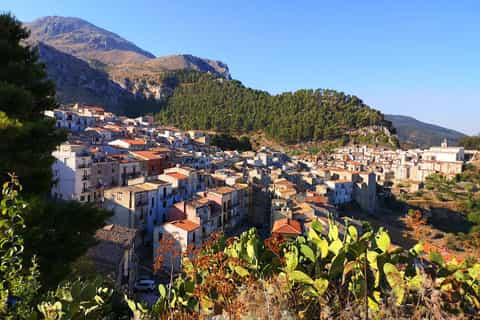 Cefalù: Day trips