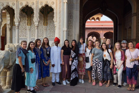 3 jours d'excursion de luxe dans le Triangle d'Or à Agra et Jaipur au départ de DelhiSeulement Voiture + Chauffeur + Guide