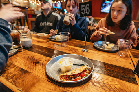 Nashville: Enjoy a Guided Foodie Walking Tour with Tastings Standard Tour