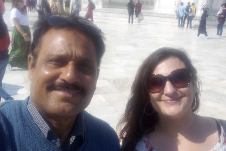 泰姬陵与阿格拉堡之旅（含标志性摄影环节）探索泰姬陵（仅限导览）