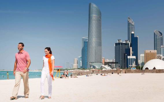 Von Dubai aus: Abu Dhabi Ganztägige Abenteuer- und Sightseeingtour
