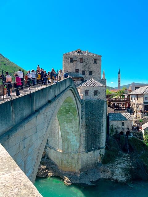 Excursión de un día al puente viejo de Mostar y a las cascadas de ...