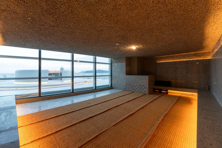 Busan: Korea Sauna "Jjimjilbang" ClubD Oasis Entry Ticket All-day Entry Ticket Weekend