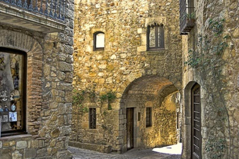 Barcelona: Tour Besalu, Costa Brava mit Cami de Ronda und mittelalterlichen Dörfern