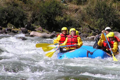 Vallée du Sud : Journée complète de rafting à Cusipata et de zipline