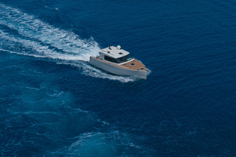 From Split: Blue Cave and Hvar Guided Tour by Luxury Boat