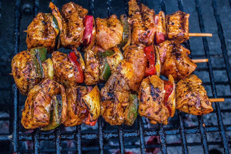 Djerba: cena tradicional a la barbacoa con los lugareñosDjerba: Cena tradicional a la barbacoa con los lugareños