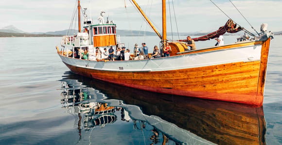 Tromsø: Fishing & Fjord Cruise