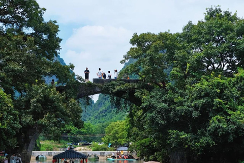 Guilin: 3-Day Yangshuo Cruise & Bamboo Raft Tour