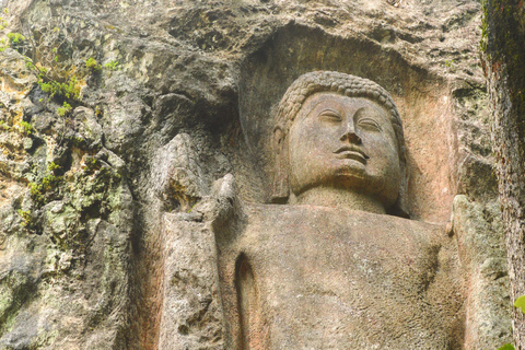 Kandy to Ella: Ramboda, Tea Factory & Nuwara Eliya Tour