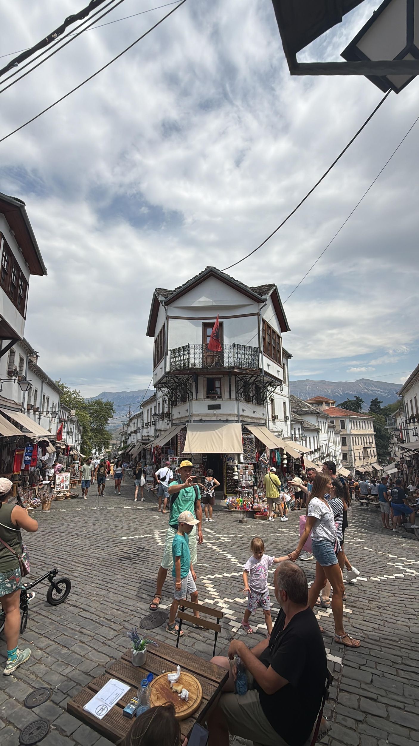 Tirana: Gjirokastra-Städtetour und Apollonia-Tagesausflug