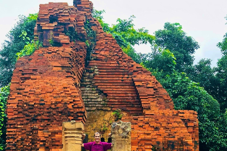 Da Nang: My Son Sanctuary and Hoi An Old Town Private Tour Da Nang: My Son sanctuary and Hoi An Old town - Private tour
