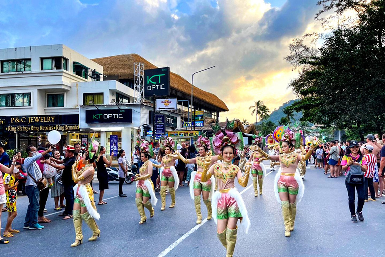 Phuket: Carnival Magic inträdesbiljett med valfri transferParkinträde med middagsbuffé