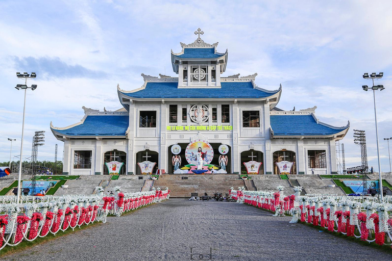 From Ninh Binh: Phong Nha-Ke Bang and Khe Sanh 2-Day Tour Full package with train ticket